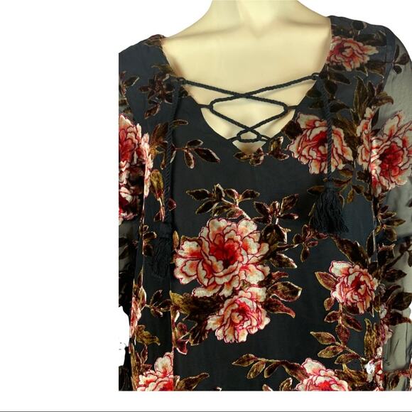 Cupcakes and Cashmere Valda Swing Velvet Dress Small Bell Sleeve Boho Size XS - Picture 3 of 7